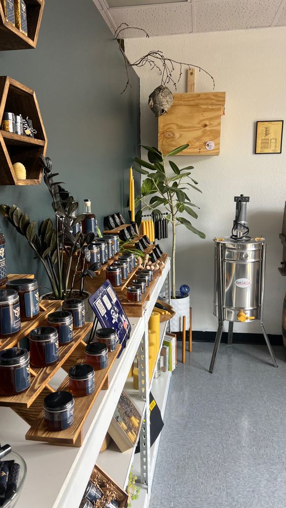 Soldiers of Wax - beekeeping in Houston, TX