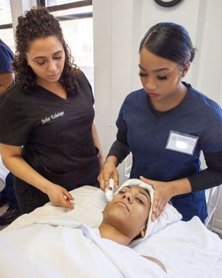 Atelier Esthetique Institute of Esthetics by null