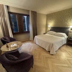 Accademia Hotel