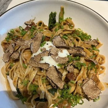 Kingfisher - Egg noodles - Vietnamese Near Me - San Diego, California