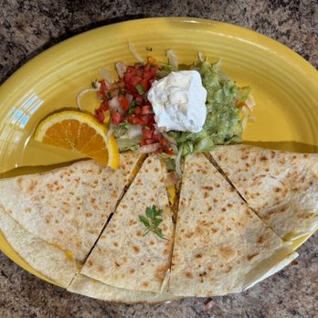 La Cocina Grill - Chicken Quesadilla - Mexican Near Me - Banning, California La Cocina Grill - Chicken Quesadilla - Mexican Near Me - Banning, California