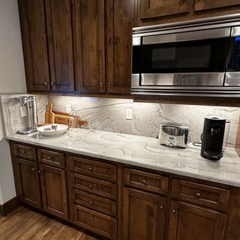Dixon Tile & Stone - Kitchen quartzite - Countertop Installation Near Me - Carson City, Nevada Dixon Tile & Stone - Kitchen quartzite - Countertop Installation Near Me - Carson City, Nevada