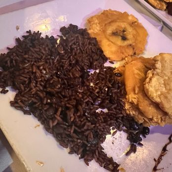 Wajiro's Restaurant - Moro con Tostones (4) / Fried Platains - Cuban Near Me - Miami, Florida Wajiro's Restaurant - Moro con Tostones (4) / Fried Platains - Cuban Near Me - Miami, Florida