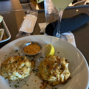 Bonefish Grill - Crab cakes and pineapple martini - Seafood Near Me - Little Rock, Arkansas Bonefish Grill - Crab cakes and pineapple martini - Seafood Near Me - Little Rock, Arkansas