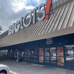 Big Lots - Front of store
