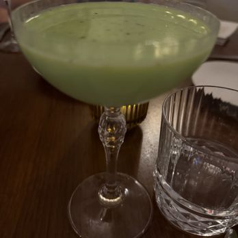 Elaine’s - Egyptian Near Me - Alexandria, Virginia