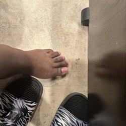 Anthony Vince Nail Spa - Pedi -polish is clear pink .......3rd on the list of available pedicures