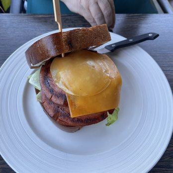 The Daily Nosh - Grilled Smoked Bologna Sandwich - Breakfast & Brunch Near Me - Roseville, California The Daily Nosh - Grilled Smoked Bologna Sandwich - Breakfast & Brunch Near Me - Roseville, California