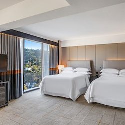 Sheraton Universal Hotel