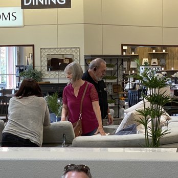 Living Spaces - Rude customer and salesperson (Duke) - Furniture Stores Near Me - Irvine, California Living Spaces - Rude customer and salesperson (Duke) - Furniture Stores Near Me - Irvine, California