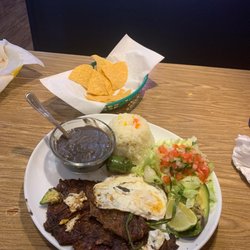 Restaurante Guatemalteco Fuente de Bendicion - Carne Asada