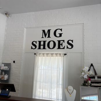 Maison Garrison - Accessories Near Me - Claremont, California