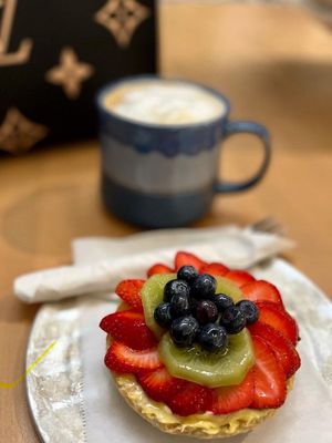 Alpine Bakery & Pizzeria | Crabapple by null