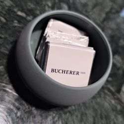 Bucherer - Free chocolates!