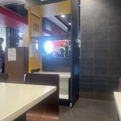 McDonald's - Been waiting here for 15 minutes on an order that is way overdue on estimated finish time.