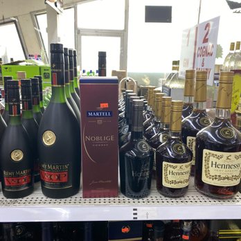 Crest Liquors - bottles of wine on a shelf - Beer, Wine & Spirits Near Me - Atlanta, Georgia Crest Liquors - bottles of wine on a shelf - Beer, Wine & Spirits Near Me - Atlanta, Georgia