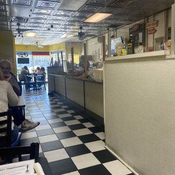 Maria's Luncheonette - Inside - Breakfast & Brunch Near Me - Atlantic City, New Jersey Maria's Luncheonette - Inside - Breakfast & Brunch Near Me - Atlantic City, New Jersey