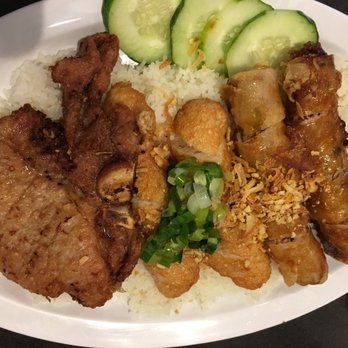 Saigon Flavor - Porkchop broken rice - Vietnamese Near Me - San Gabriel, California Saigon Flavor - Porkchop broken rice - Vietnamese Near Me - San Gabriel, California