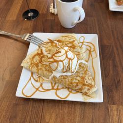 Best Day Ever Coffee & Crepes - Apple pie crepe