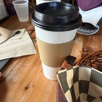 Middleburg Common Grounds - Coffee & Tea Near Me - Middleburg, Virginia