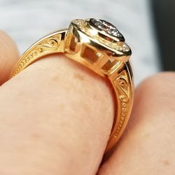 Brian Walters The RingMaker - Beautiful details on wedding band.