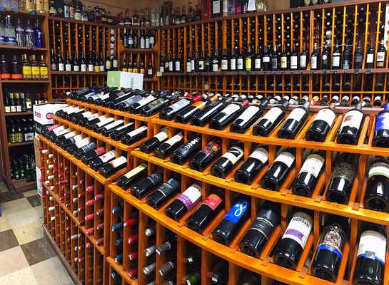 Bel-Clift Grocery by null