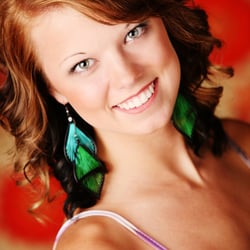 The Beauty Parlour - Hair and Makeup by Sonya Miller