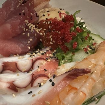 Chuck’s Fish - Sushi Bars Near Me - Tallahassee, Florida