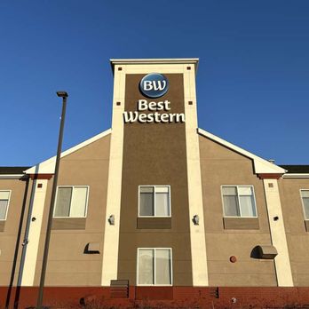 Best Western Watertown - Exterior - Hotels Near Me - Watertown, Wisconsin Best Western Watertown - Exterior - Hotels Near Me - Watertown, Wisconsin