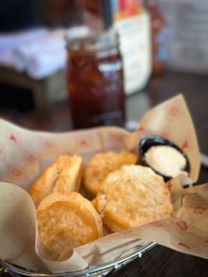 Lucille's Smokehouse Bar-B-Que by null