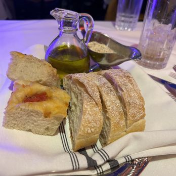 Lala lu - The hot bread , Tuscan Italian and a roasted pepper loaf - Steakhouses Near Me - East Syracuse, New York