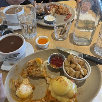 Chewie's Chicken & Biscuits - Really nice place. - Sandwiches Near Me - Vancouver, British Columbia