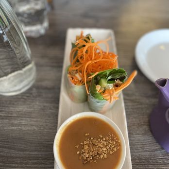 Farmhouse Thai Eatery - Summer Roll - Thai Near Me - Lakewood, Colorado Farmhouse Thai Eatery - Summer Roll - Thai Near Me - Lakewood, Colorado
