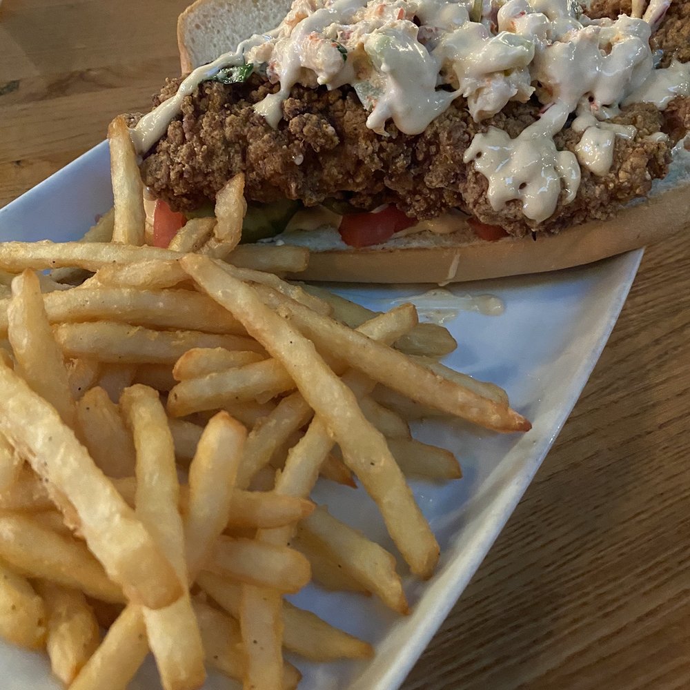 Craft Street Kitchen - Oldsmar - Another December 2021 special - Bayou Grouper PoBoy - New American Near Me - Oldsmar, Florida Craft Street Kitchen - Oldsmar - Another December 2021 special - Bayou Grouper PoBoy - New American Near Me - Oldsmar, Florida