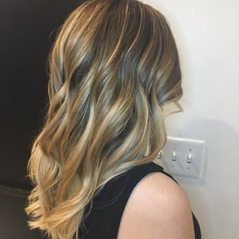 Salon Esquivel - Makeup Artists Near Me - Houston, Texas Salon Esquivel - Makeup Artists Near Me - Houston, Texas