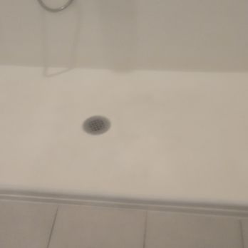SpringHill Suites by Marriott Bradenton Downtown/Riverfront - Shower filthy - Hotels Near Me - Bradenton, Florida