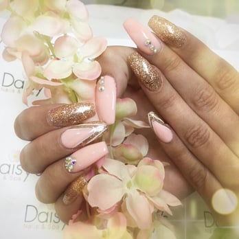 Daisy's Nails & Spa - Can't imagine letting anyone else do my nails, they always look so amazing when I leave! - Day Spas Near Me - Plantation, Florida