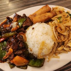 Asia Kitchen - Kung Pao Beef & Chicken Pad Thai combo w steamed rice
