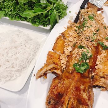 Bien Hen Restaurant - Crispy skin, moist meat. All the fixing. 8/10 - Seafood Near Me - Westminster, California Bien Hen Restaurant - Crispy skin, moist meat. All the fixing. 8/10 - Seafood Near Me - Westminster, California