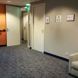 Holiday Inn Express The Hague - Parliament - 4th-Floor Landing at Holiday Inn Express Schipol Airport