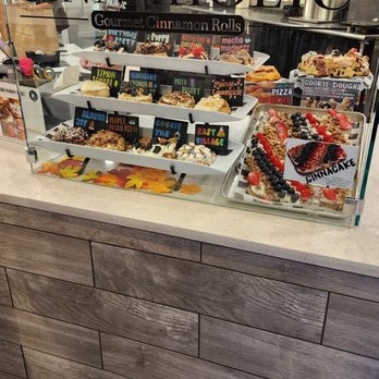 Cinnaholic - Sample Trays at Entrance - Bakeries Near Me - Des Moines, Iowa