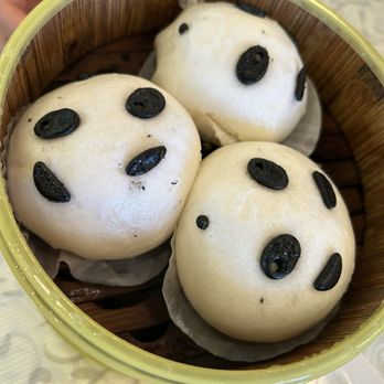 King Wah - What is it? We wanted the pigs bun as pictured - Dim Sum Near Me - Pleasanton, California