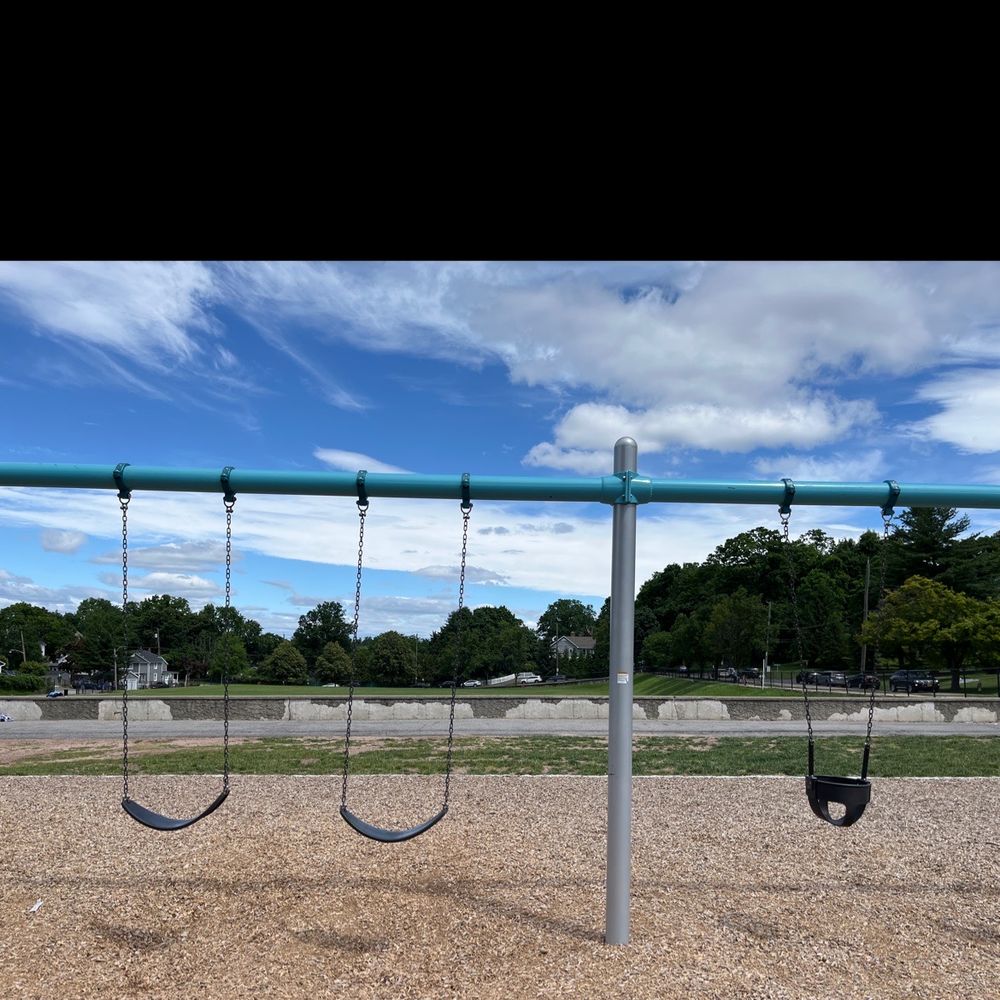 GOULD PARK Ashford Ave & Beacon Hill Dr, Dobbs Ferry, New York