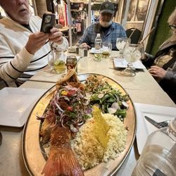 Pedro's - Fried whole snapper for two