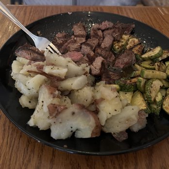 Mac's Downtown - steak, potatoes and squash - Seafood Near Me - El Paso, Texas Mac's Downtown - steak, potatoes and squash - Seafood Near Me - El Paso, Texas