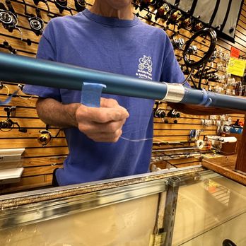 McCully Bicycle & Sporting Goods - Bikes Near Me - Honolulu, Hawaii