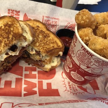 Tom & Chee - American Near Me - Oklahoma City, Oklahoma