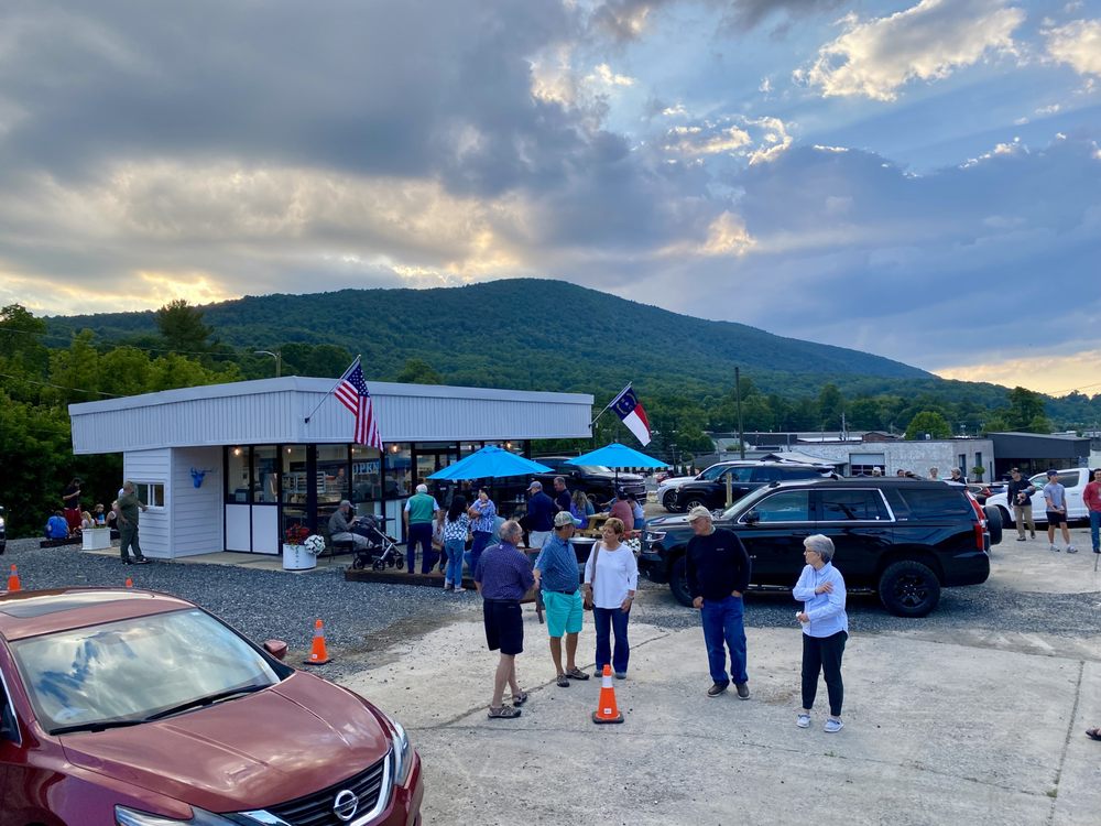 Blue Deer - West Jefferson Logo