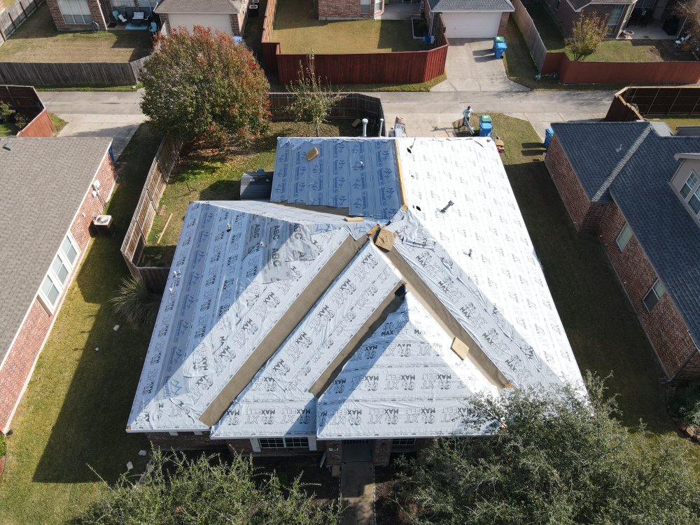 Slide of Aveco Roofing