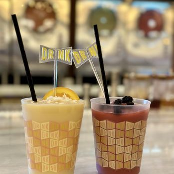 Drnk - tropical batida + concord crush. both slapped. IG: @parkmunchies - Bars Near Me - Las Vegas, Nevada Drnk - tropical batida + concord crush. both slapped. IG: @parkmunchies - Bars Near Me - Las Vegas, Nevada